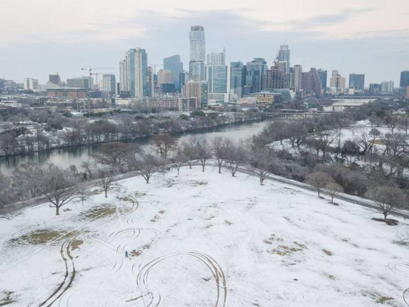 Este viernes, el norte de Texas podría experimentar su primera helada de la temporada, marcando un descenso en las temperaturas después del Día de Acción de Gracias.