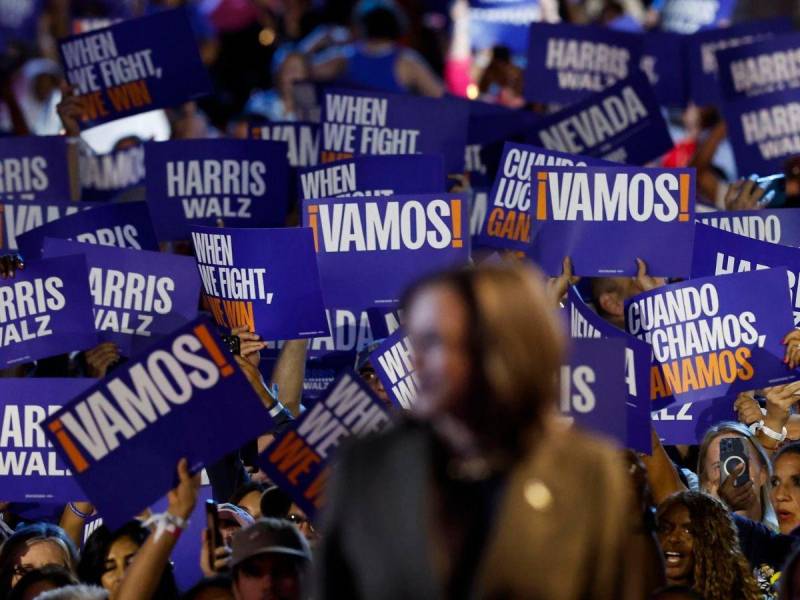 Kamala Harris aventaja a Trump entre votantes latinos de estados clave, según encuesta