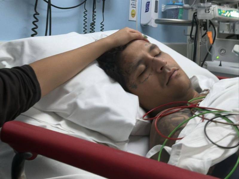 ¿Por qué fue hospitalizado de emergencia el cantante Christian Nodal?