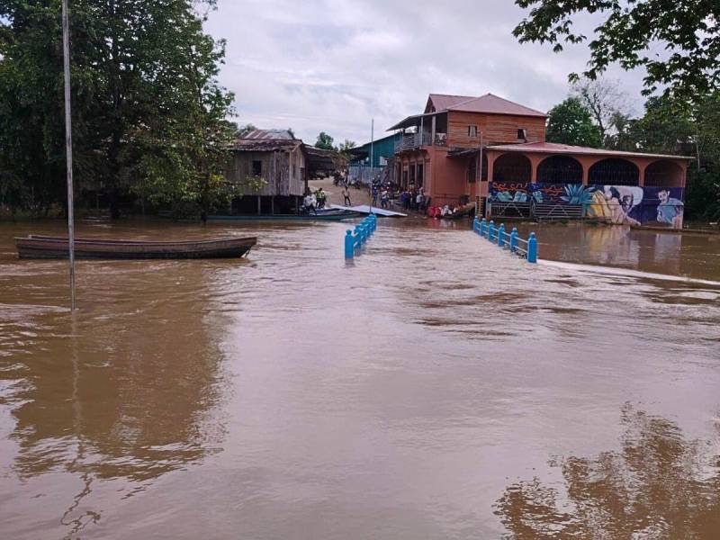 Gracias a Dios es uno de los departamentos más afectados por la tormenta tropical. Por allí ingresó el centro de Sara el jueves pasado, desde entonces registran lluvias.