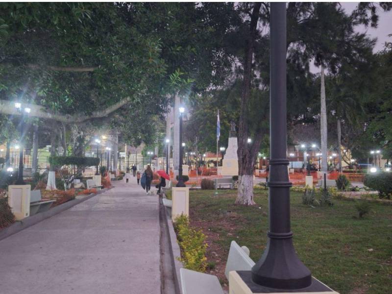 Así luce el parque La Leona con el avance en sus obras y la nueva iluminación.