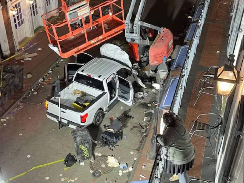 Un hecho lamentable se vivió en la madrugada del Año Nuevo en la ciudad de New Orleans, luego de que ocurriera un atropellamiento de personas masivo.