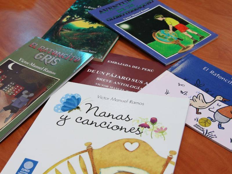 Su legado literario abarca desde poesía y literatura infantil hasta estudios críticos e históricos que reflejan su constante búsqueda de preservar el acervo cultural de Honduras. “El ratoncito gris”, “Aventuras de un globo terráqueo”, “Crónica de viaje entre La Esperanza y la costa norte” y “Ramón Antonio Vallejo, vida y obra”, son algunos de sus títulos publicados.