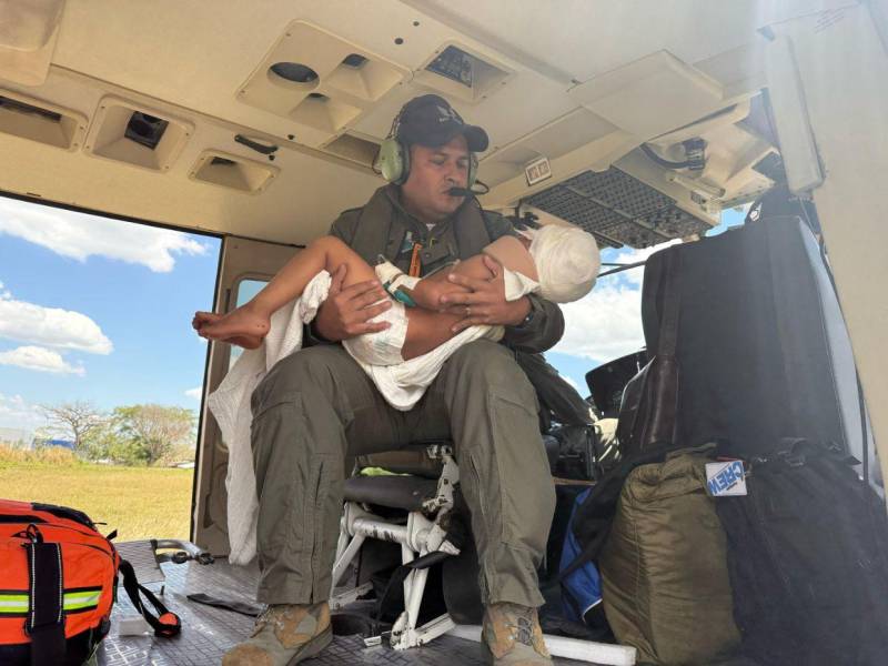 Los menores fueron trasladados en helicópteros por las Fuerzas Armadas de Honduras.