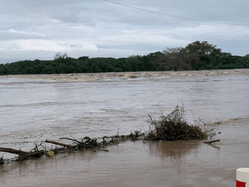 Declaran alerta amarilla en Valle por lluvias; resto del país sigue en verde