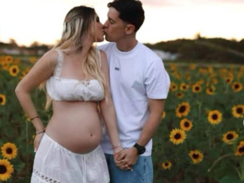 La influencer Lele Pons y el cantante Guaynaa anunciaron este domingo 9 de marzo, la espera de su primer bebé, desatando alegría y emoción entre sus fanáticos.