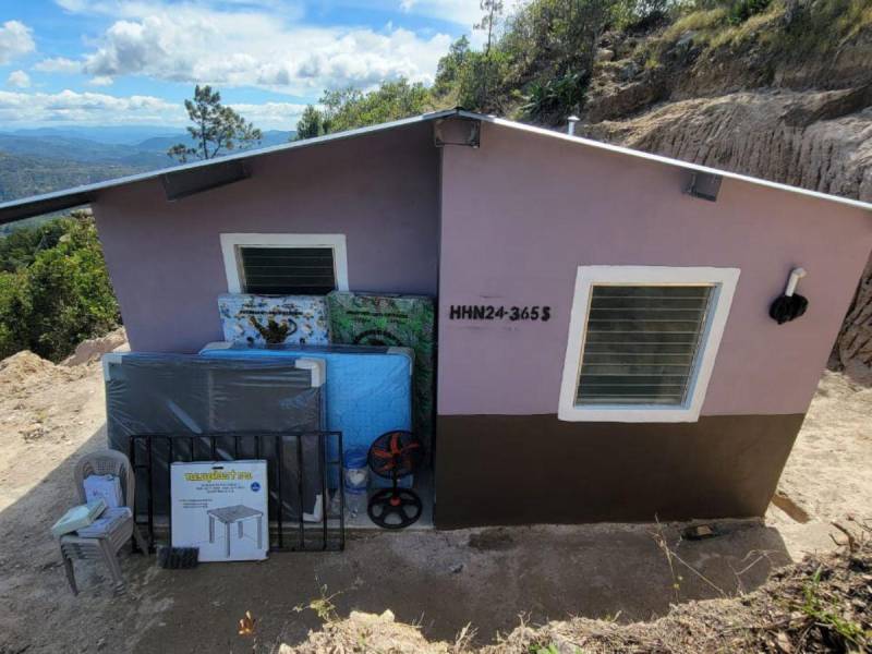 Las viviendas y escuelas fueron prioridad para las alcaldías de Santa Ana y San Buenaventura.