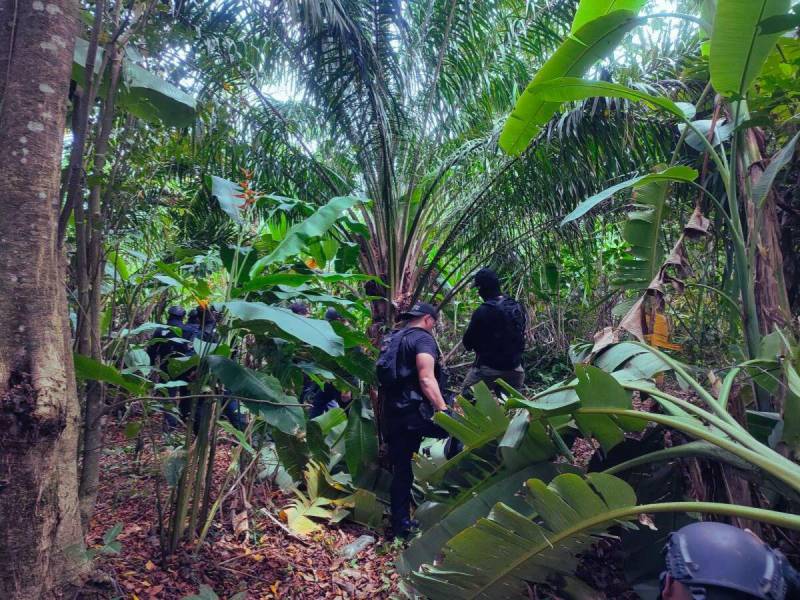 Las autoridades todavía buscan los cuerpos del hermano de extraditable y sus 11 guardaespaldas en las cercanías del río Ulúa,