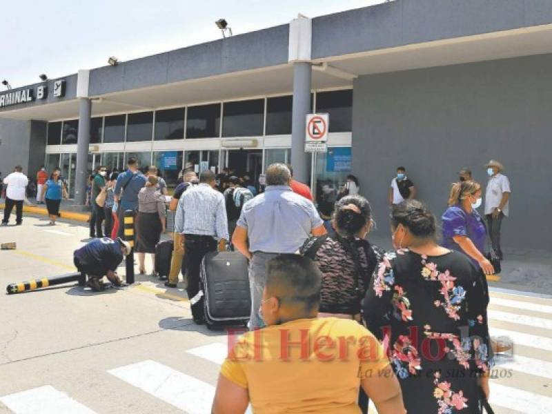 Solamente en el pasado abril, casi 26,000 hondureños salieron del país con rumbo a Estados Unidos, el principal destino en los últimos meses, según el Instituto Nacional de Migración. Foto: El Heraldo