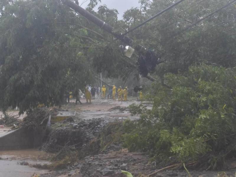 Copeco declaró alerta para toda Honduras al mediodía de viernes a consecuencia de las lluvias e inundaciones provocadas por la tormenta tropical Sara