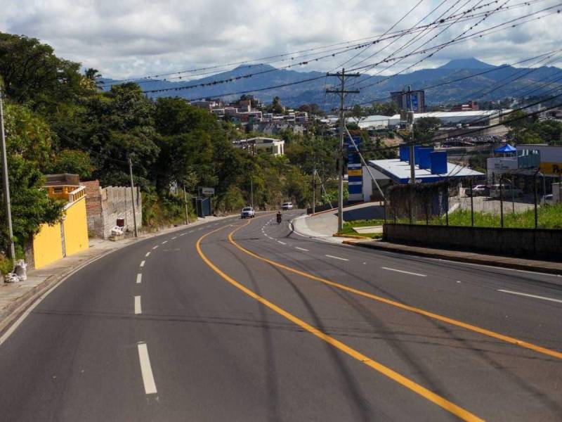 El año anterior se dio una importante recuperación de la red vial de Comayagüela. La calle Los Alcaldes y las avenidas de la zona comercial de los mercados son un ejemplo.