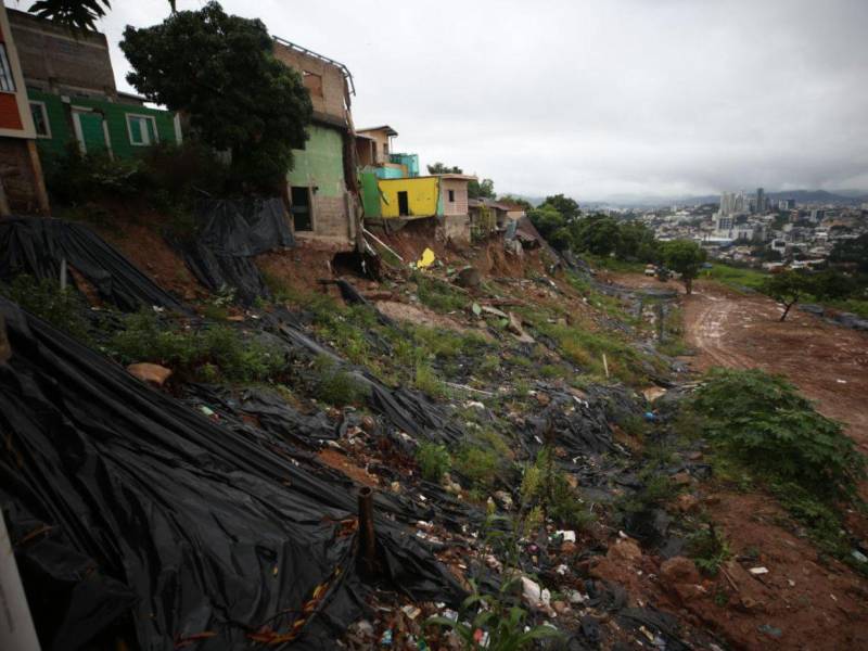 Zonas de alto riesgo como la Guillén, Los Pinos, La Villa Nueva están en permanente monitoreo por la Alcaldía.