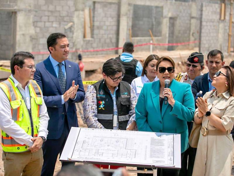 El Hospital San Felipe sigue sin fondos para el búnker de radioterapia, afectando a pacientes con cáncer.