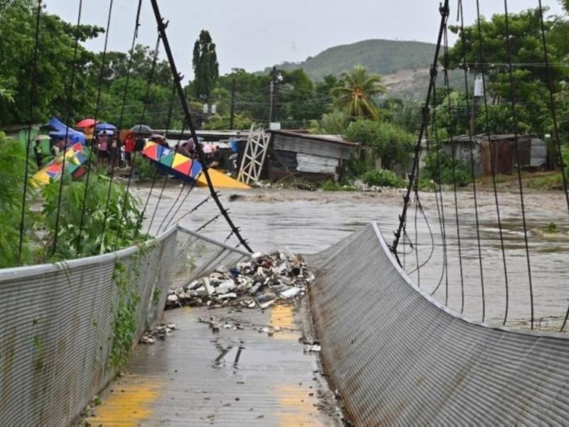 Nayib Bukele entregará 300 dólares y alimentos a familias afectadas por tormenta Sara