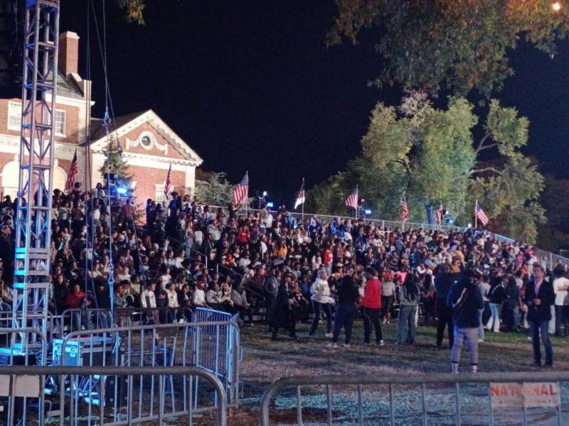 La seguridad alrededor del evento es estricta, mientras los estudiantes expresan su apoyo y expectativa por este momento histórico