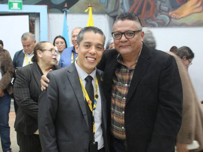 Entre los galardonados está el docente de generaciones Francisco Javier López Castillo de la Escuela de Periodismo de la UNAH.