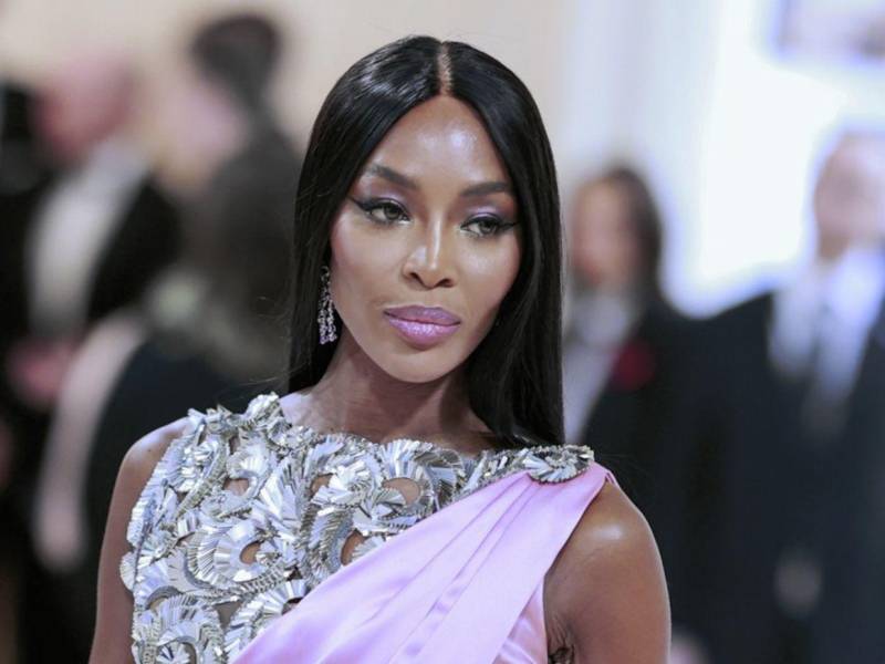 La modelo Naomi Campbell, sería el motivo por el que compuso la canción, Liam.