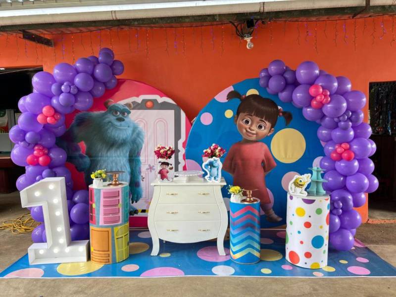 Las decoraciones para cumpleaños pueden ser de los personajes favoritos infantiles.