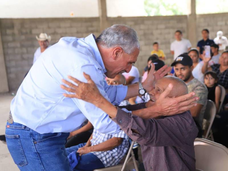 Asfura pidió a los votantes a que lo apoyen sin miedo en las elecciones de marzo.