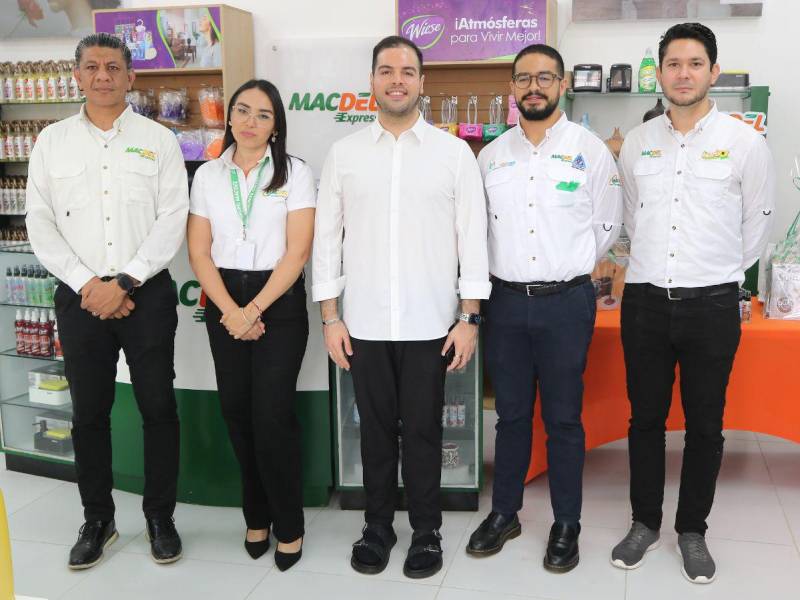 Macdel Express apertura su tienda #74 en Novaplaza, Tegucigalpa