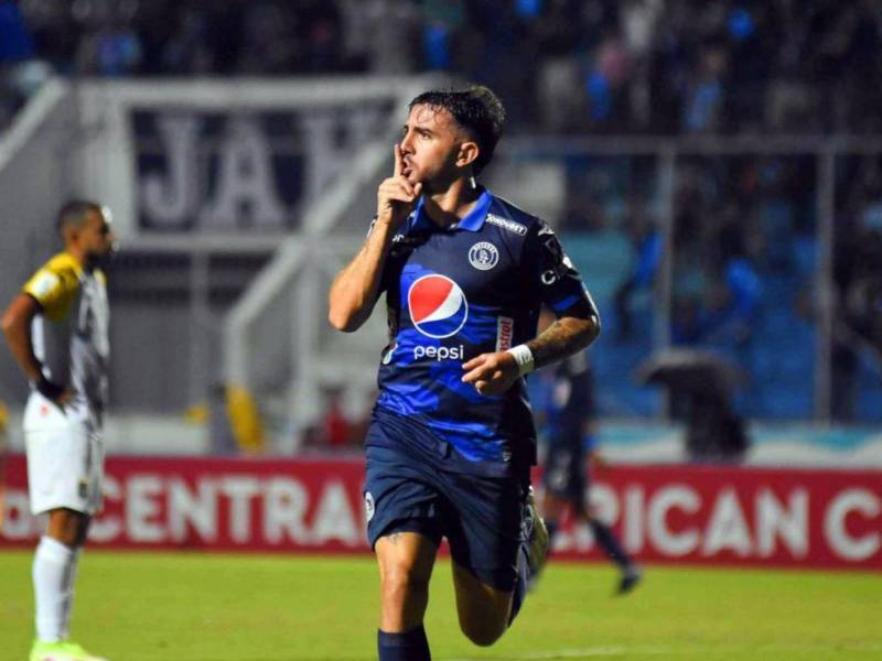 Agustín Auzmendi conquistó su tercera “Bota de Oro” de Honduras