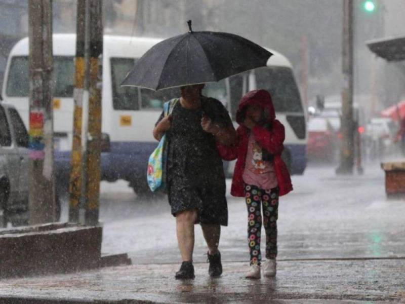 Lluvias con actividad eléctrica continuarán este sábado 5 de octubre en Honduras