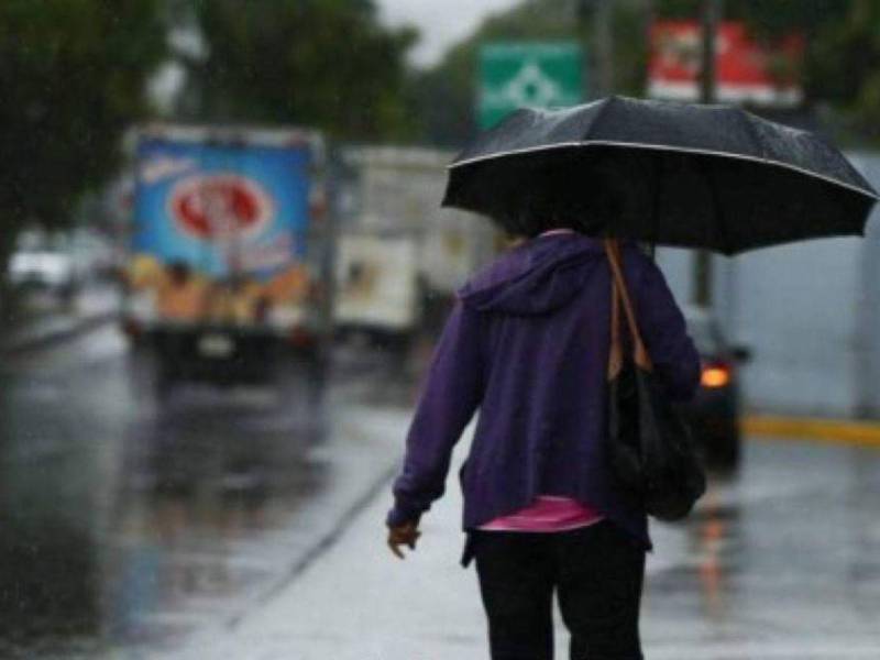 La cuña de alta presión esta generando lluvias y chubascos débiles intermitentes en la zona norte del país.