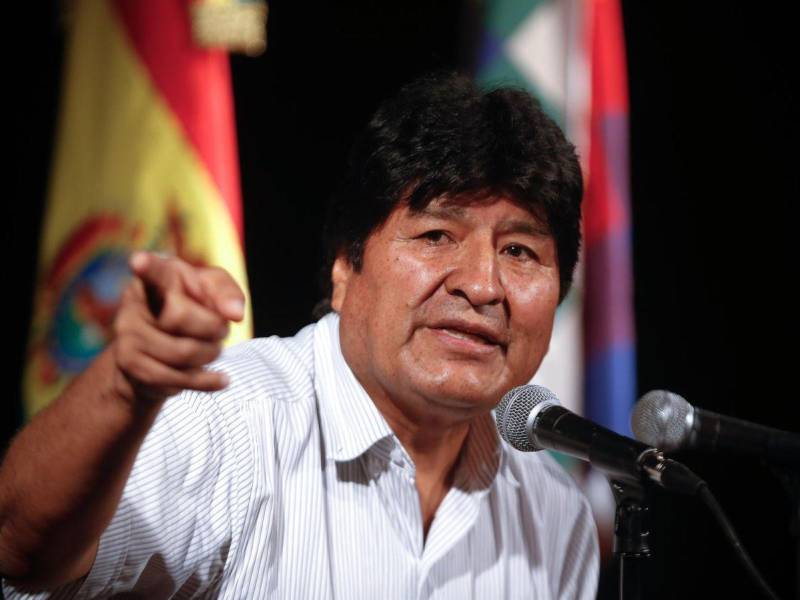 Ministro acusa a Evo Morales de herir a un policía para evitar control antidrogas