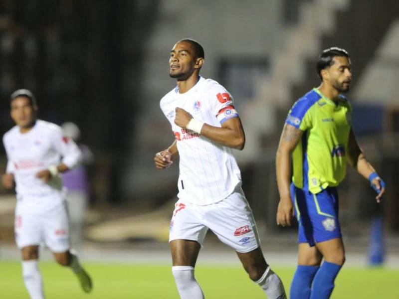 Olimpia ganó a Olancho FC y aseguró ese primer lugar de las vueltas regulares.