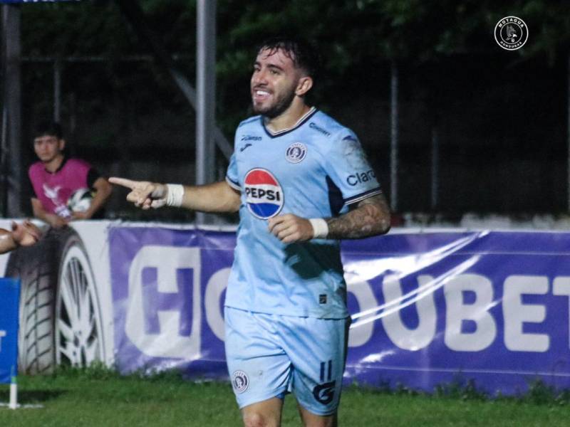 Motagua ya juega ante Real Sociedad en Tocoa por la Liga Nacional de Honduras.