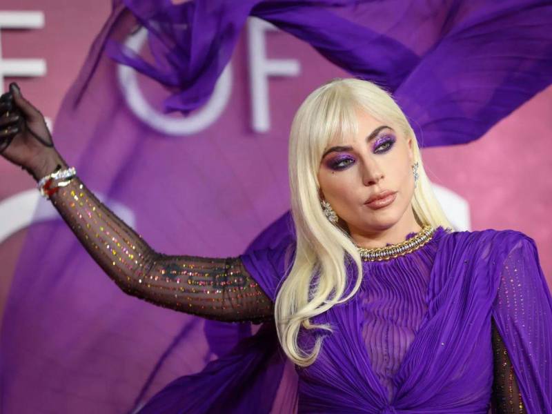 Hace algunas horas, la cantante Lady Gaga lanzó su nuevo sencillo titulado Disease, un anticipo de lo que será su próximo álbum, el séptimo de estudio de la diva del pop. Aquí, los detalles.