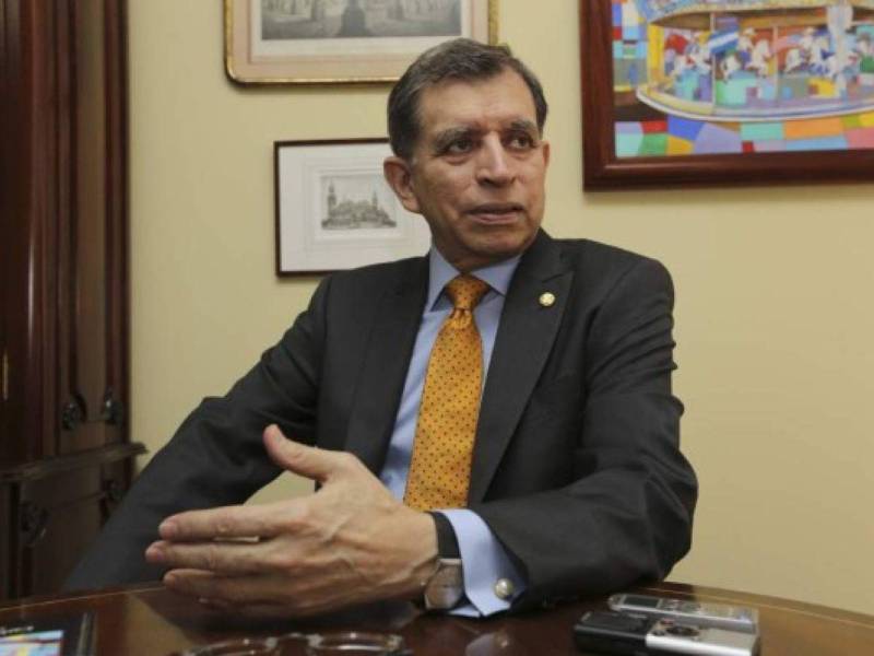 El excanciller Carlos López Contreras lamentó que el gobierno de Honduras opte por la confrontación para construir una relación con la administración entrante de Donald Trump.