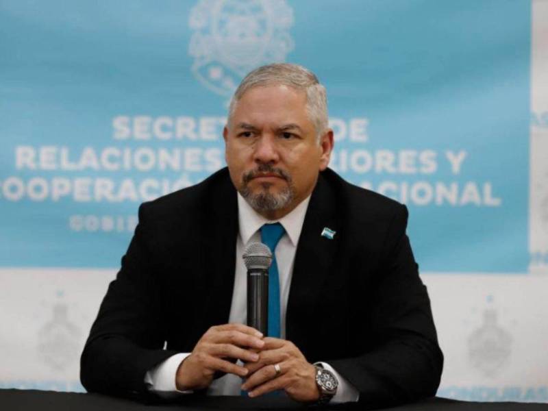 El canciller Enrique Reina explicó que no se necesita del Congreso Nacional para poder eliminar el convenio de apoyo militar entre Estados Unidos y Honduras.