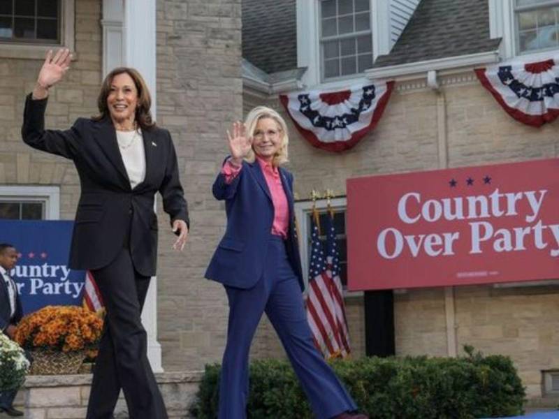 Kamala Harris y Liz Cheney se unen contra Trump.