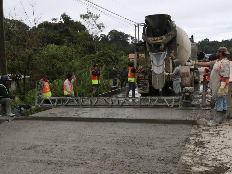 Los trabajos en la carretera de La Esperanza a Jesús de Otoro, recientemente, se volvieron a reanudar.