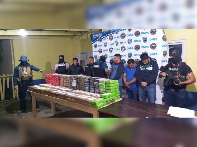 Ellos fueron los capturados con los 180 kilos de cocaína.