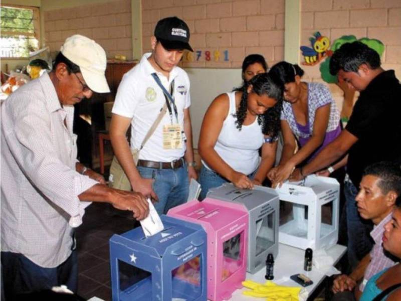 Ante el año electoral que vivirá Honduras en 2025, los religiosos apelan a la responsabilidad moral con estrategias inspiradas por Dios.