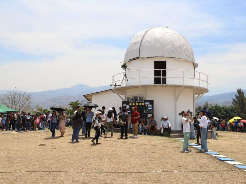 Para los amantes de la astronomía, este tipo de fenómenos resultan muy interesantes.