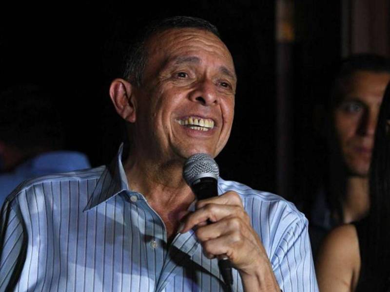 Con esta declaración, Lobo Sosa rechaza las acusaciones de la presidenta Castro y recalca los motivos por los que no avanzaron los proyectos hidroeléctricos.