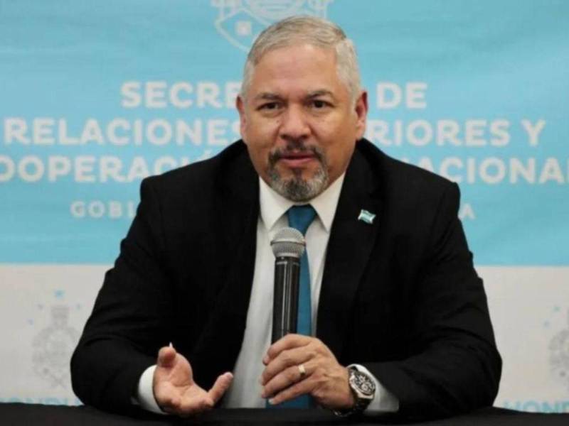 Eduardo Enrique Reina, Secretario de Relaciones Exteriores de Honduras.