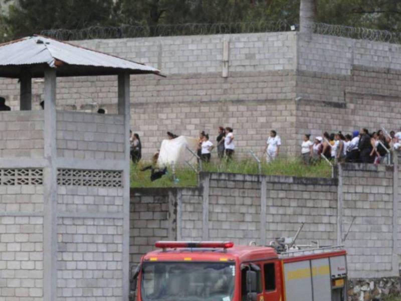 El Tribunal de Honduras declaró culpables a varias mujeres por su participación en 46 asesinatos y otros delitos graves en la Penitenciaría Nacional Femenina (PNFAS).