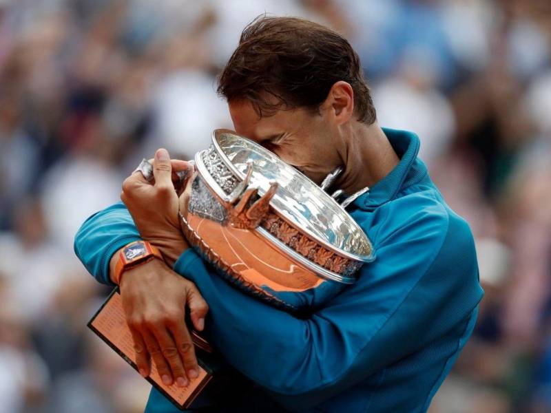 Rafael Nadal se retira del tenis y el mundo lo agradece con emoción