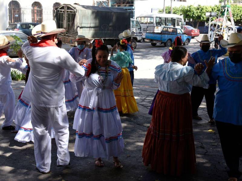 El Centro de Arte y Cultura de la UNAH realiza sus actividades culturales propios de la ciudad.