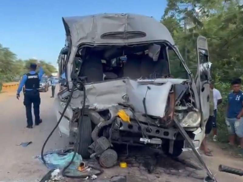 La colisión ocurrió a inmediaciones de la localidad de Silín en la carretera CA-13.