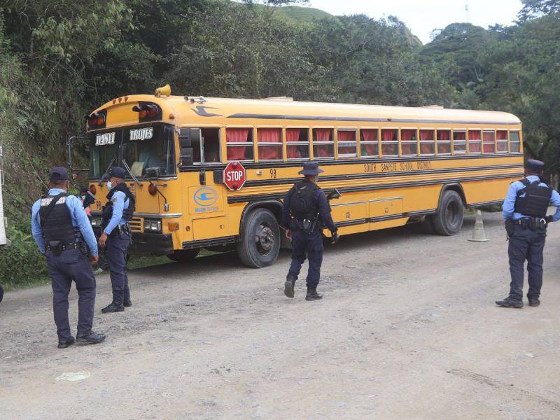 En Honduras, a raíz del alto flujo de extranjeros indocumentados, hasta se han abierto rutas de transporte directo para migrantes.