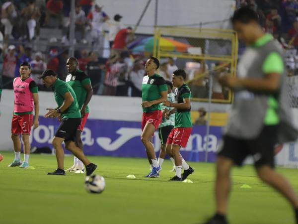 Marathón y Olimpia no pasaron de un aburrido empate sin goles en el Morazán