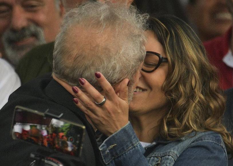 Ostentosa y extravagante: Los detalles de la boda de Lula Da Silva y Janja