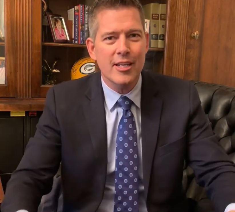 Sean Duffy, estrella de Fox News y padre de nueve hijos, que liderará proyectos clave en USA