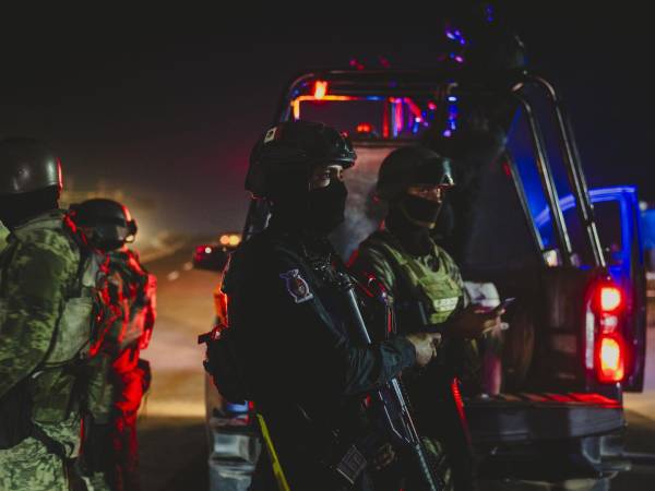 Una escena del crimen el mes pasado en Culiacán, México, donde dos facciones rivales del Cártel de Sinaloa libran una guerra.