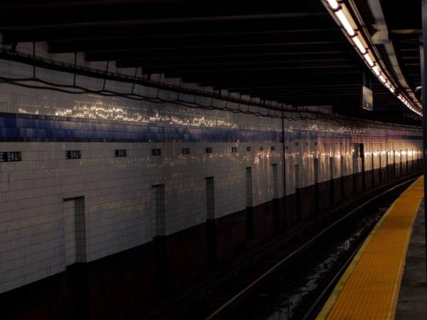 Después de la muerte de Matthew Sachman, en el metro de NY, hubo obituarios falsos en internet.